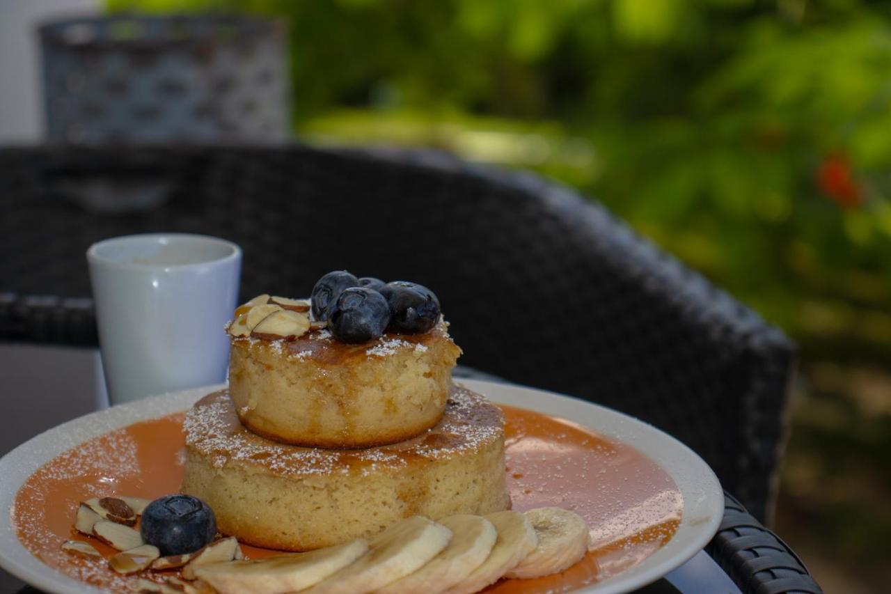 The Serene House Bed & Breakfast Luquillo Dış mekan fotoğraf